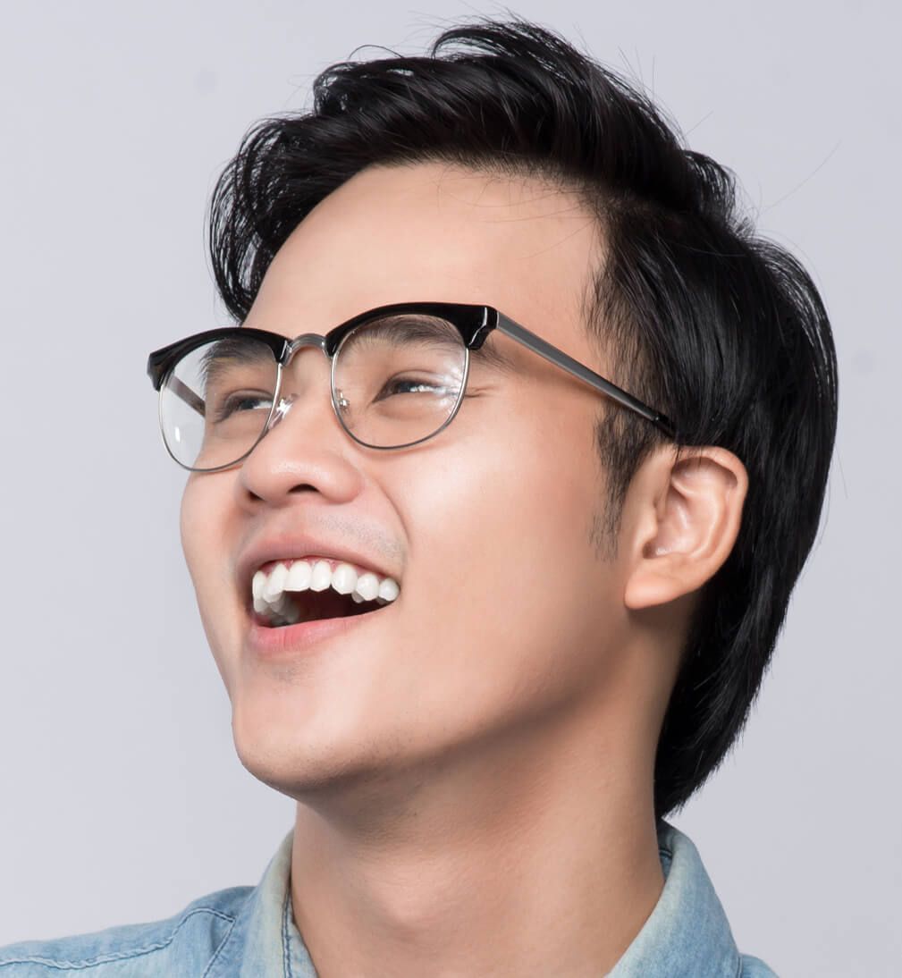 Teen with perfect smile